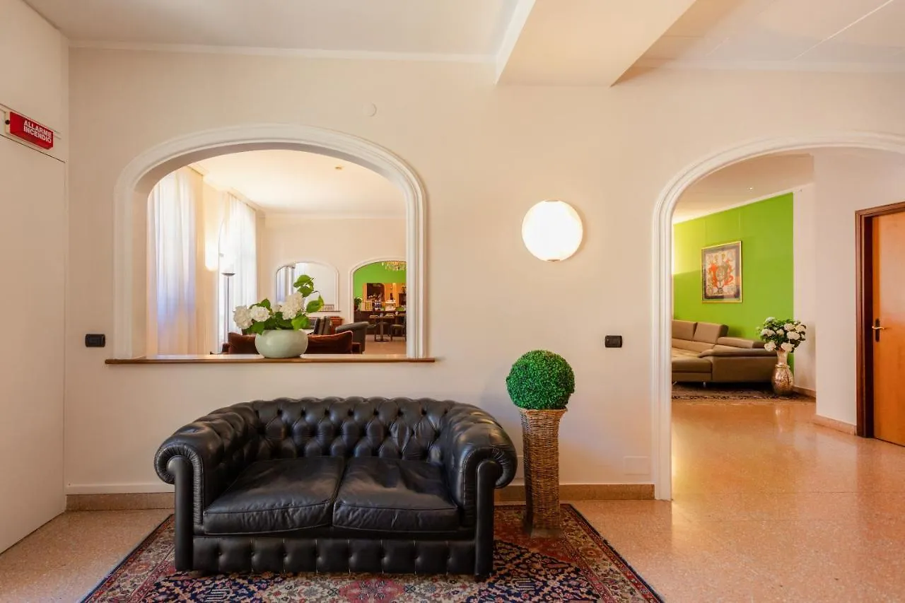 Hotel Dei Tigli Angera